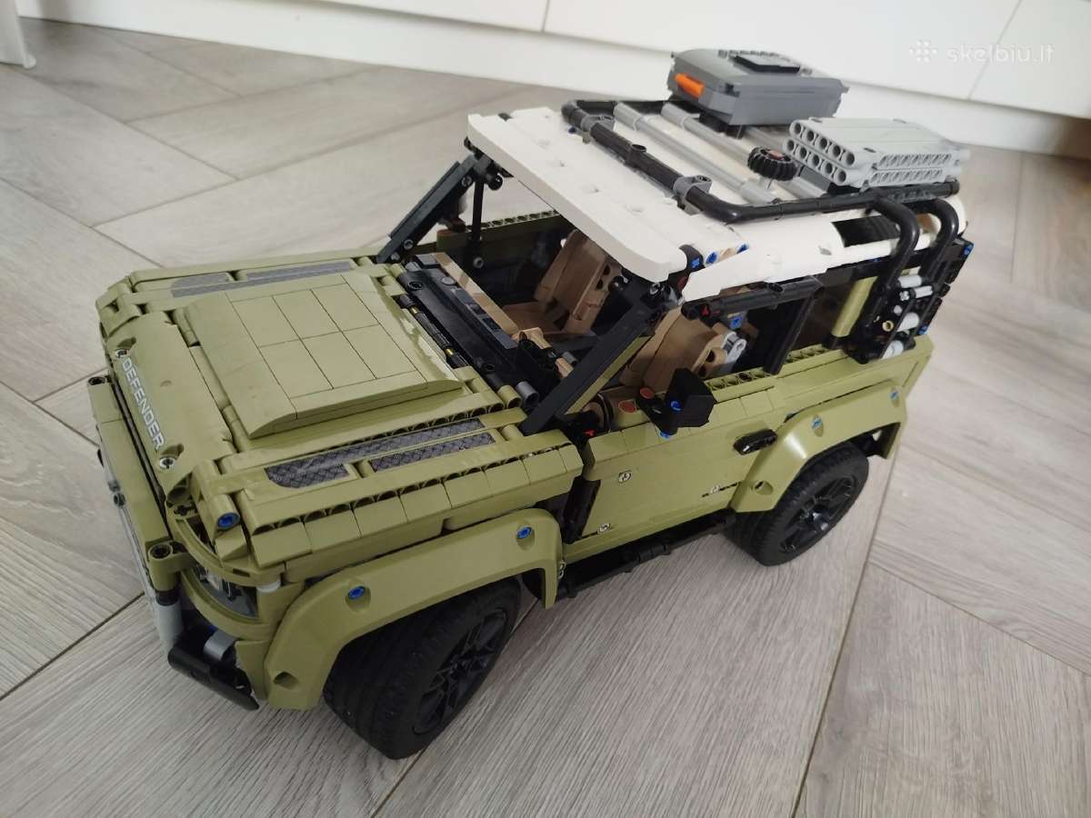 Lego Technic Land Rover 42110 - nuotraukos Nr. 2