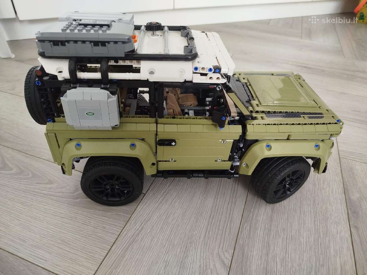 Lego Technic Land Rover 42110 - nuotraukos Nr. 4