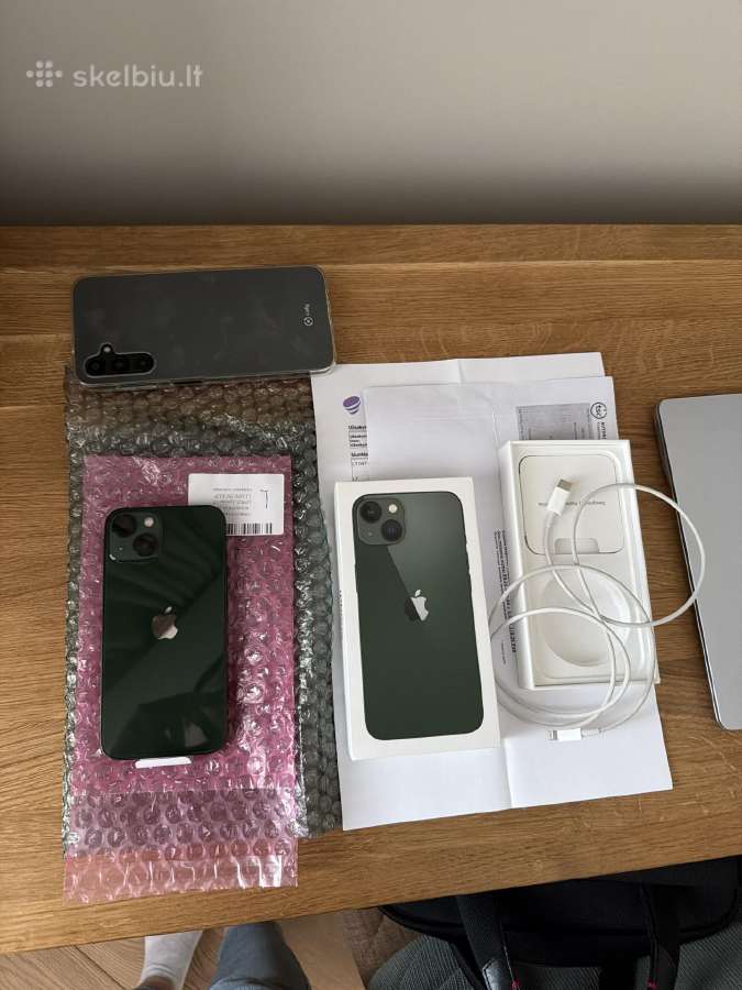 Naujas iPhone 13
