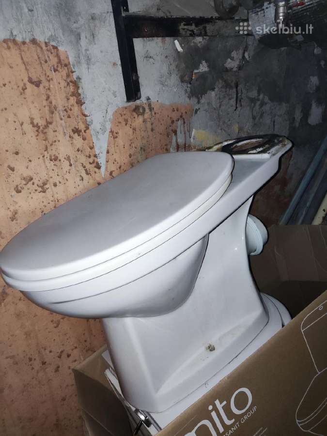 Naudotas WC statyboms