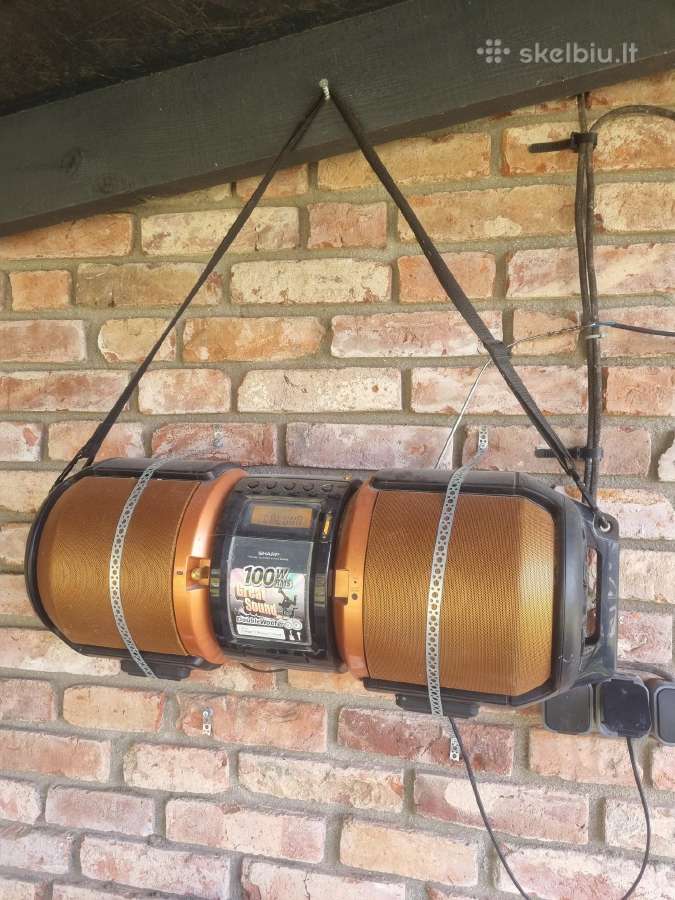 Sharp boom box