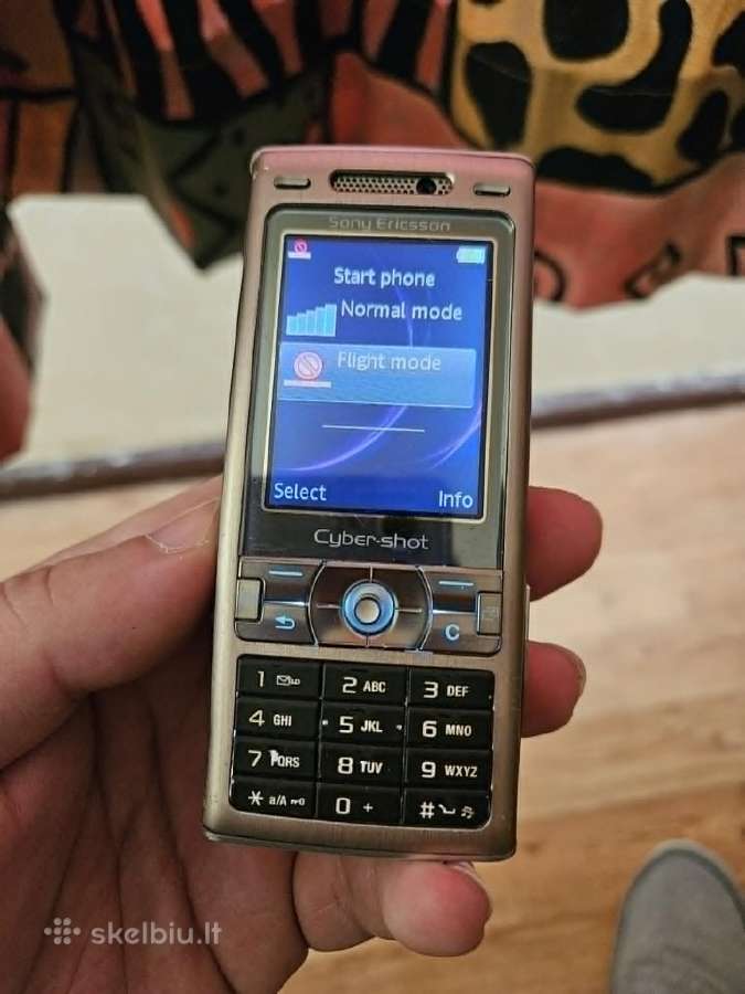 Sony ericsson k800i