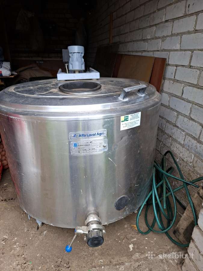 Parduodu pieno šaldytuvą vienfazis 330litrų talpa