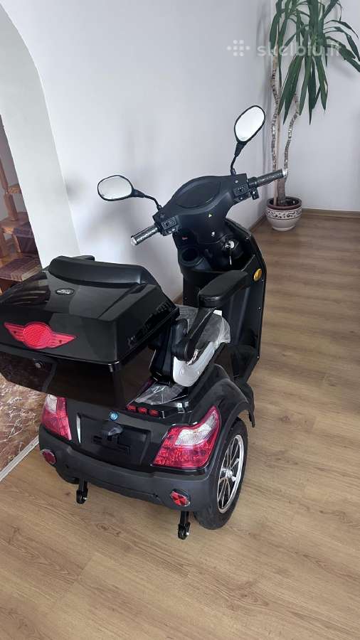 Elektrinis Motoroleris Bs997ds