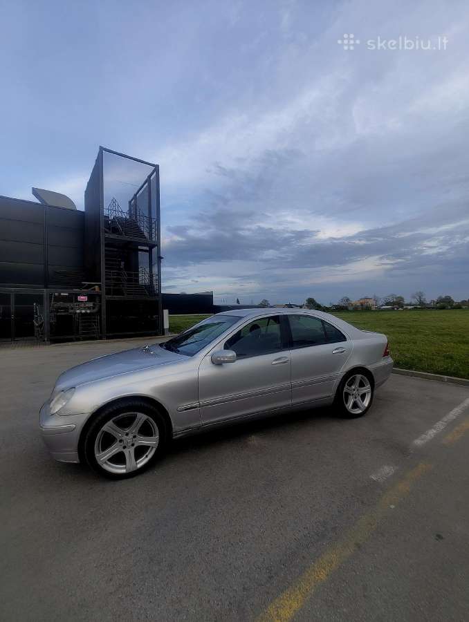 Mercedes benz c180