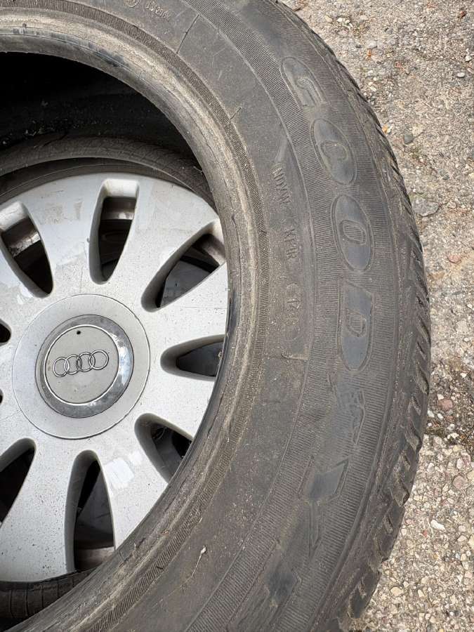 Audi A4 žieminės padangos - nuotraukos Nr. 5