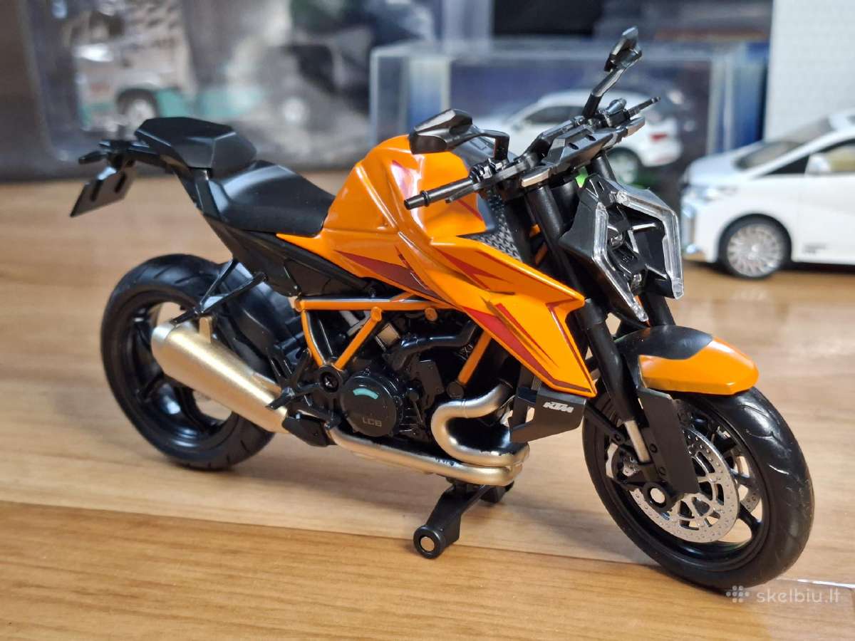 1:12 KTM 1390