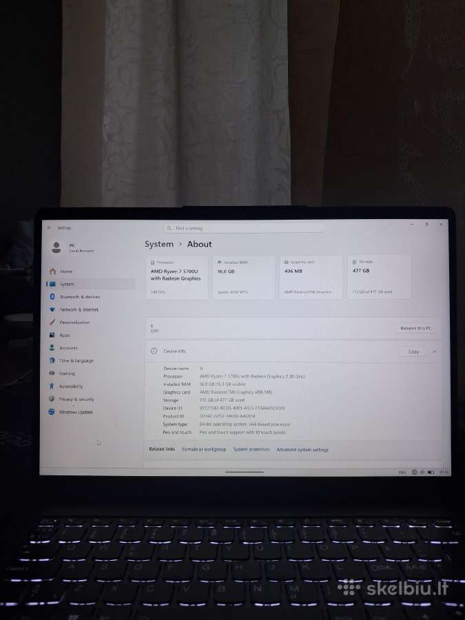 Lenovo ryzen 7 16gb RAM 512gb