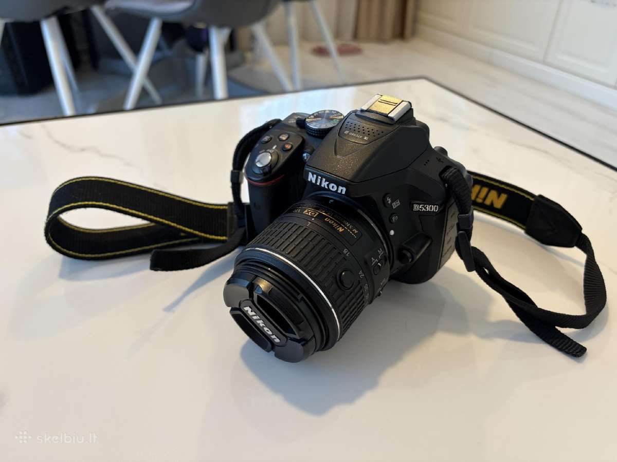 Nikon D5300 Komplektas