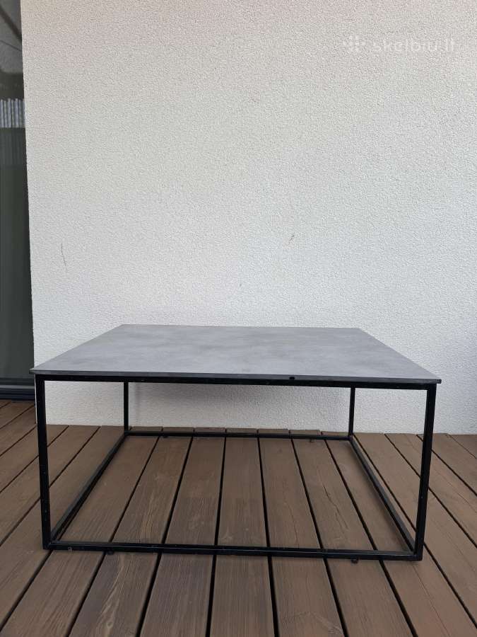 Kavos staliukas