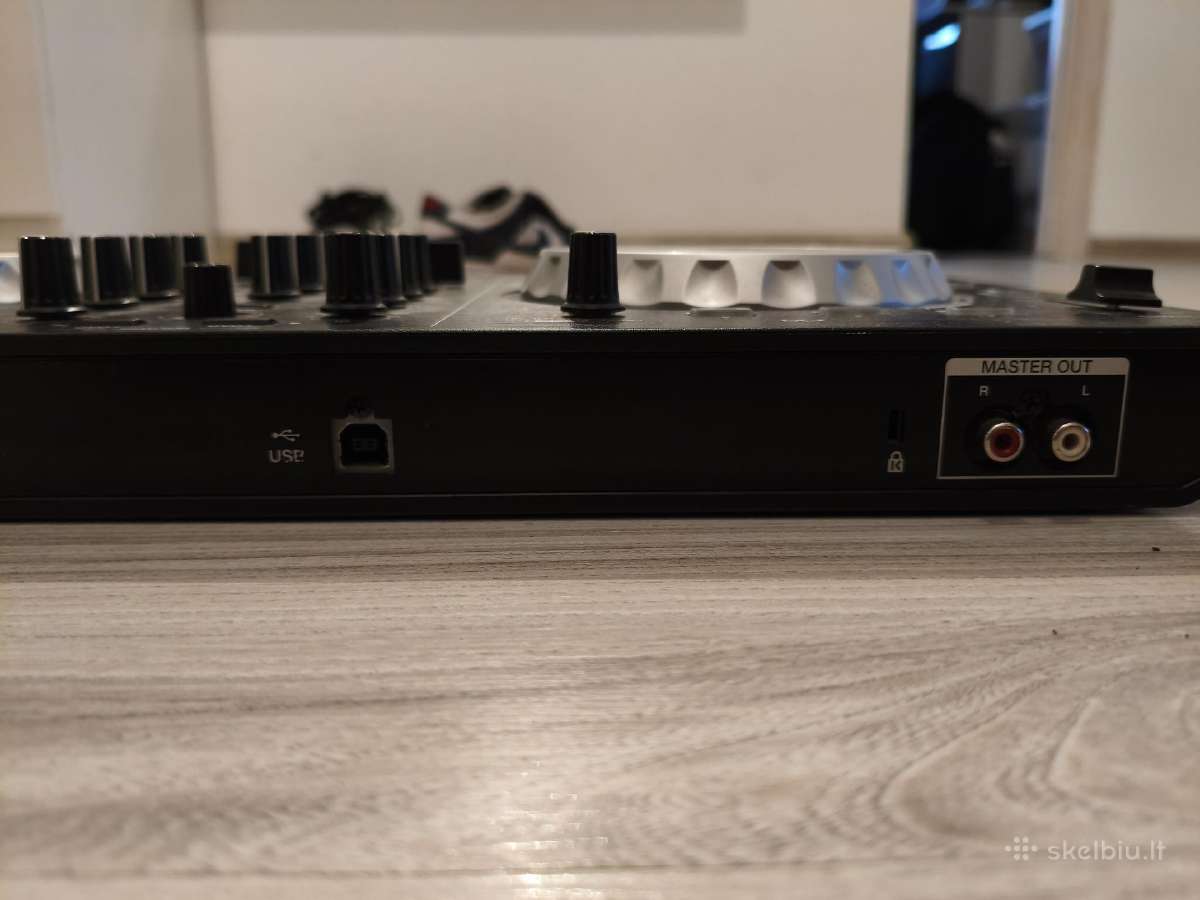Pioneer Dj pultas