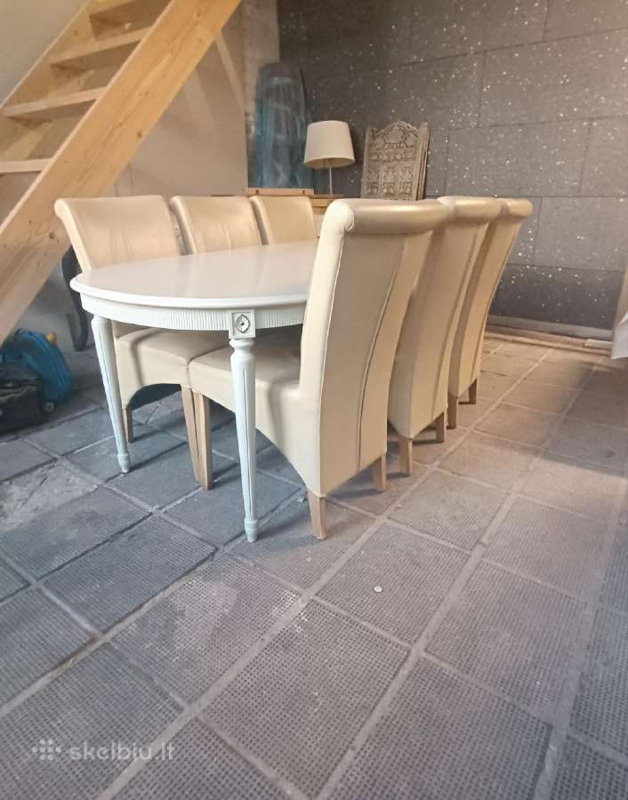 6 Odinės Kėdės