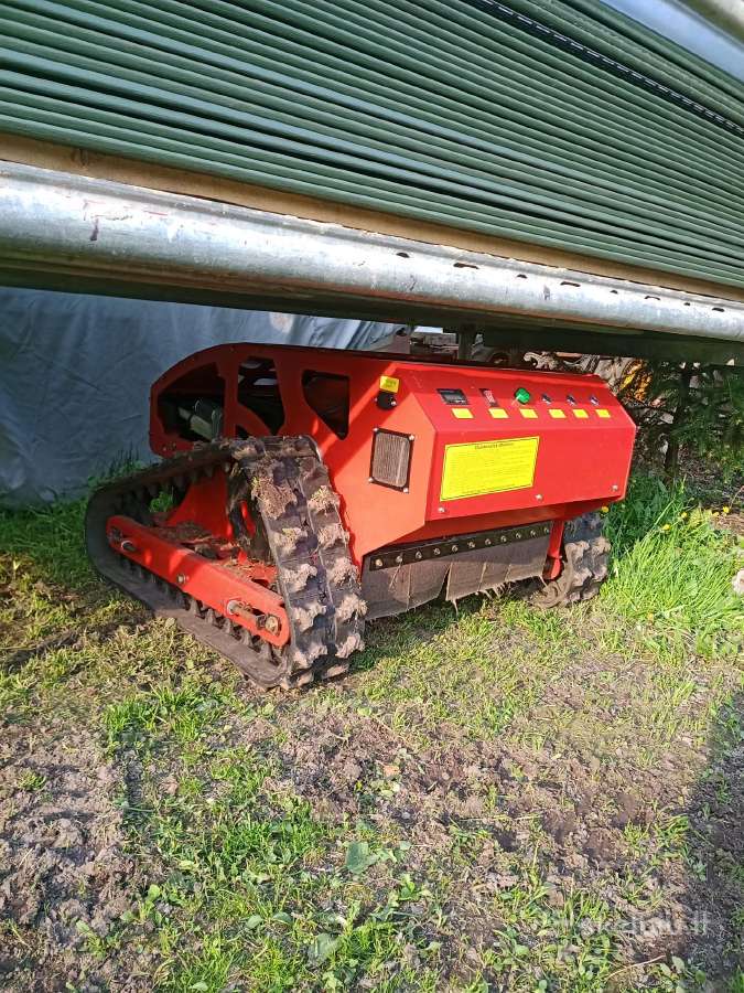 Žoliapjove aukštai žolei robotas - nuotraukos Nr. 11