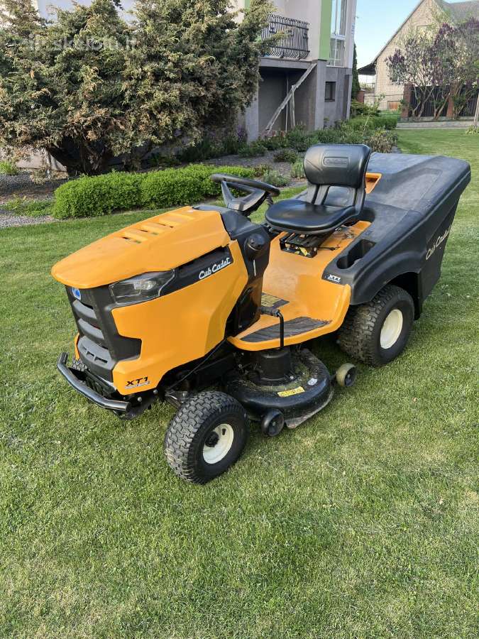 Cub Cadet Xt1