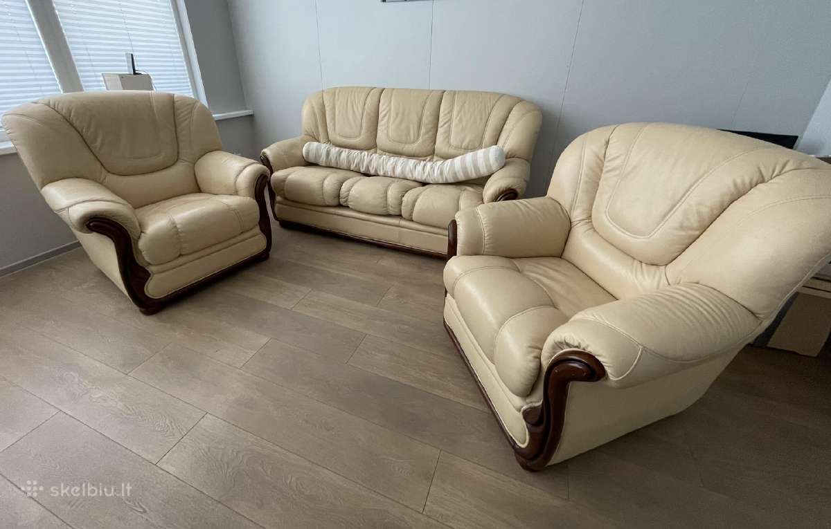 Naudota odinė sofa ir du foteliai