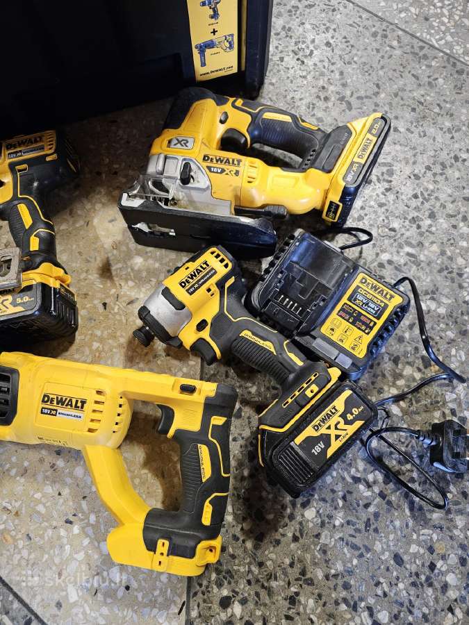 Dewalt 18v 5 irankiu komplektas su 3x baterijomis - nuotraukos Nr. 2