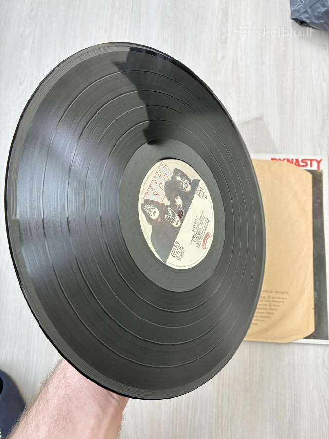 1979m. Lp Kiss, Dynasty Cb.71049 - nuotraukos Nr. 9