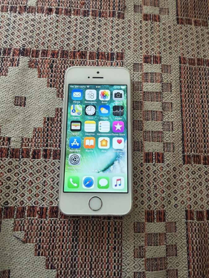 iPhone 5S 16gb silver ir 6 16 GB gold