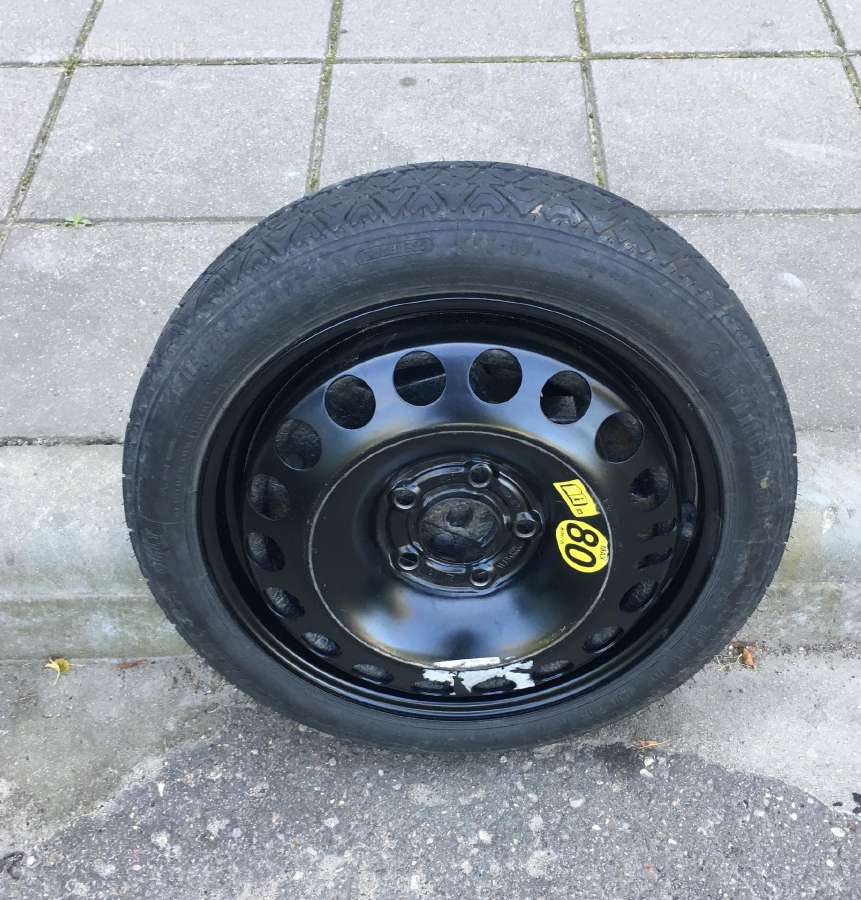 Opel atsarginis ratas.
