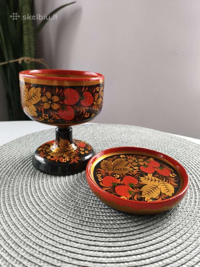 "Chochloma" indai