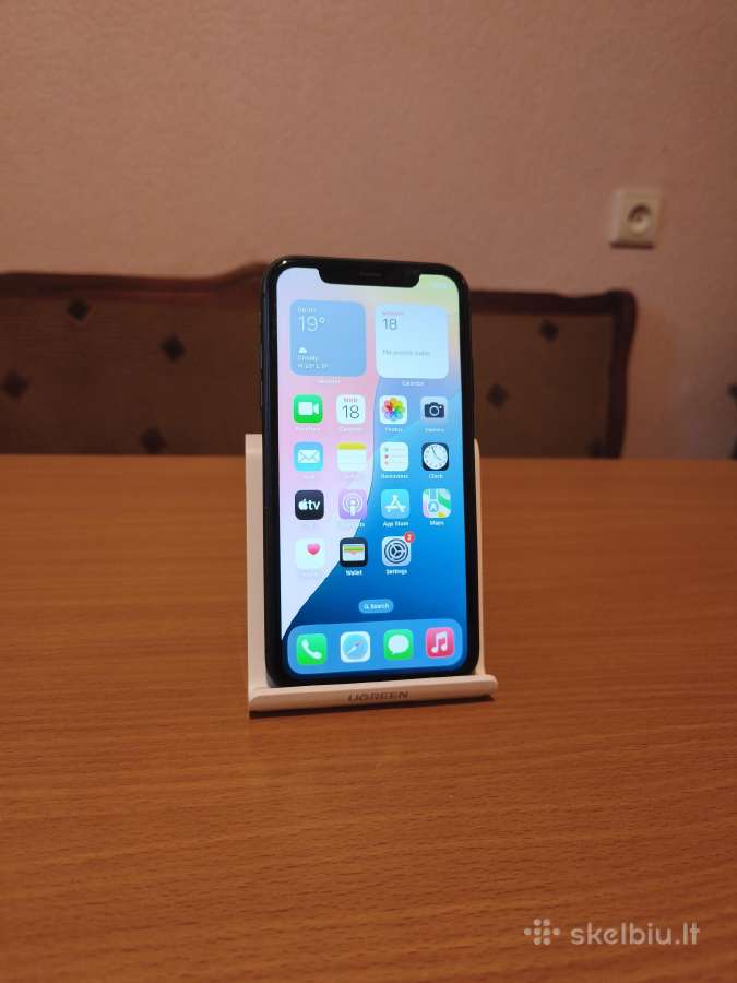 Juodas iPhone 11 128gb