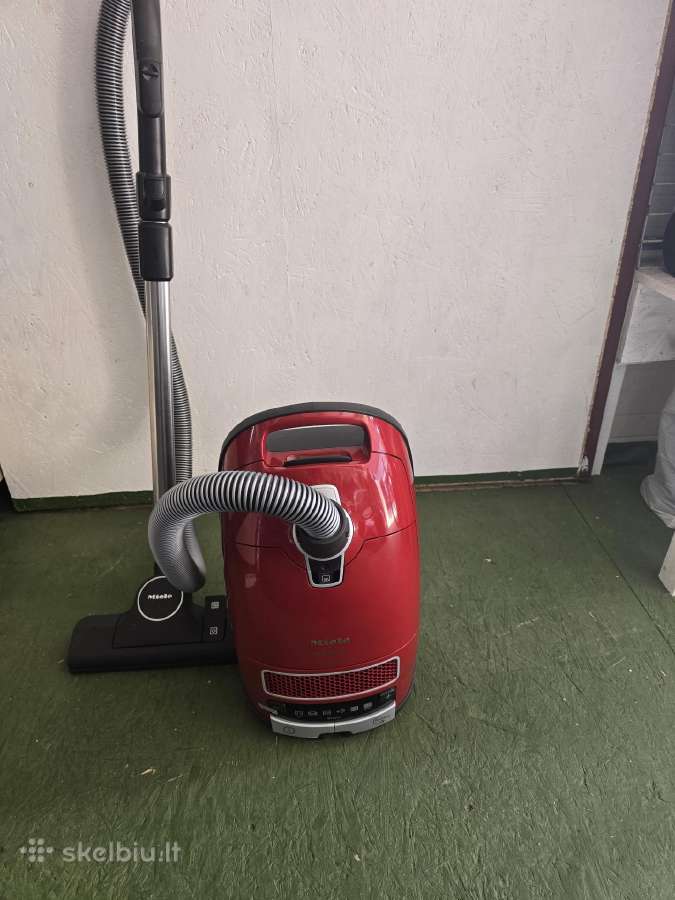 Dulkių siurblys Miele Complete C3