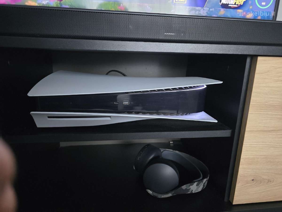 Playstation 5 + Ausinės