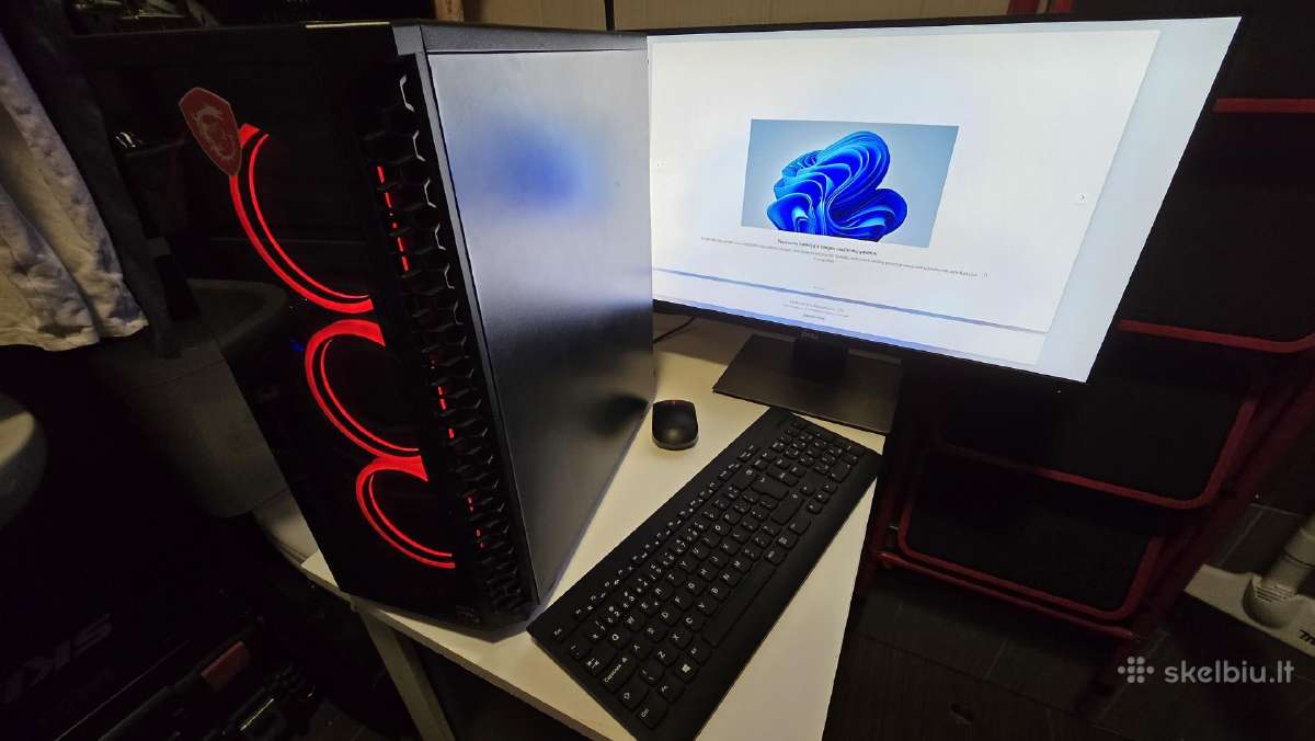 Naudotas galingas Pc su geru Monitoriumi ir dar.