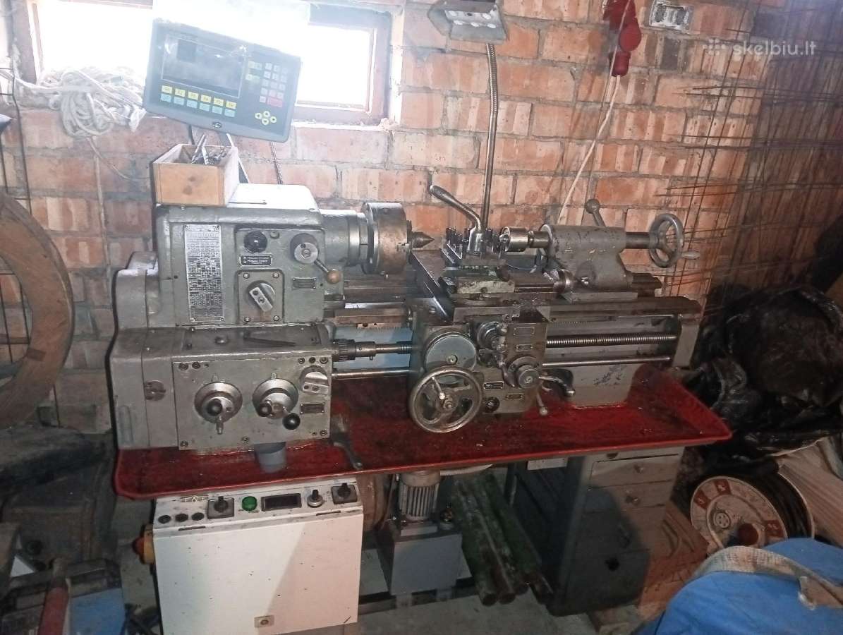 Metalo tekinimo staklės Ot-4 arba 1p611