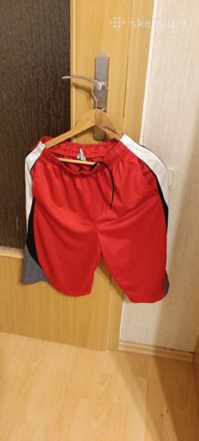 Nike sportiniai šortai S/m dydžio - nuotraukos Nr. 2