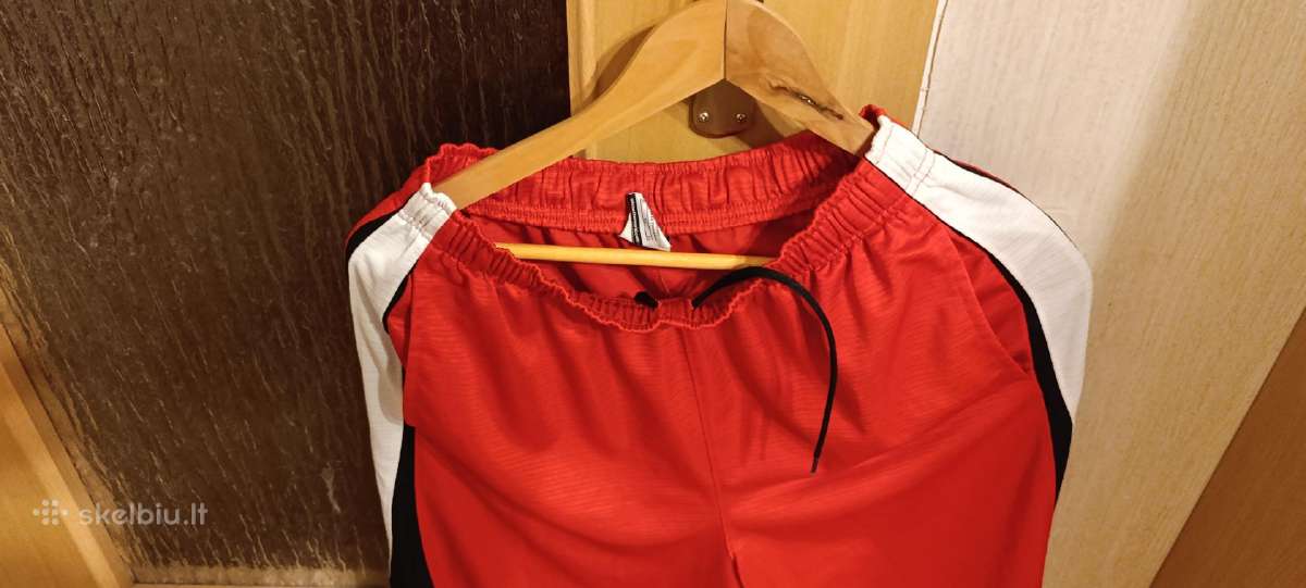 Nike sportiniai šortai S/m dydžio - nuotraukos Nr. 3