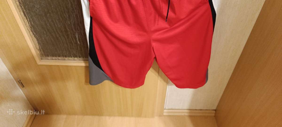 Nike sportiniai šortai S/m dydžio - nuotraukos Nr. 4