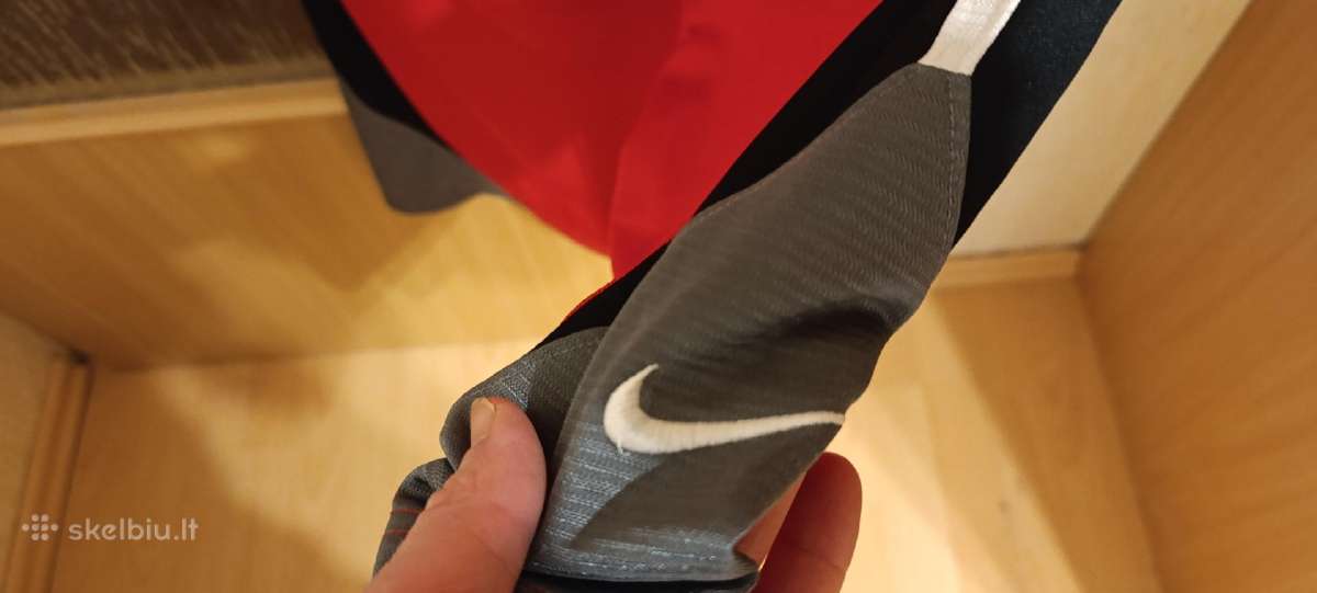 Nike sportiniai šortai S/m dydžio - nuotraukos Nr. 6