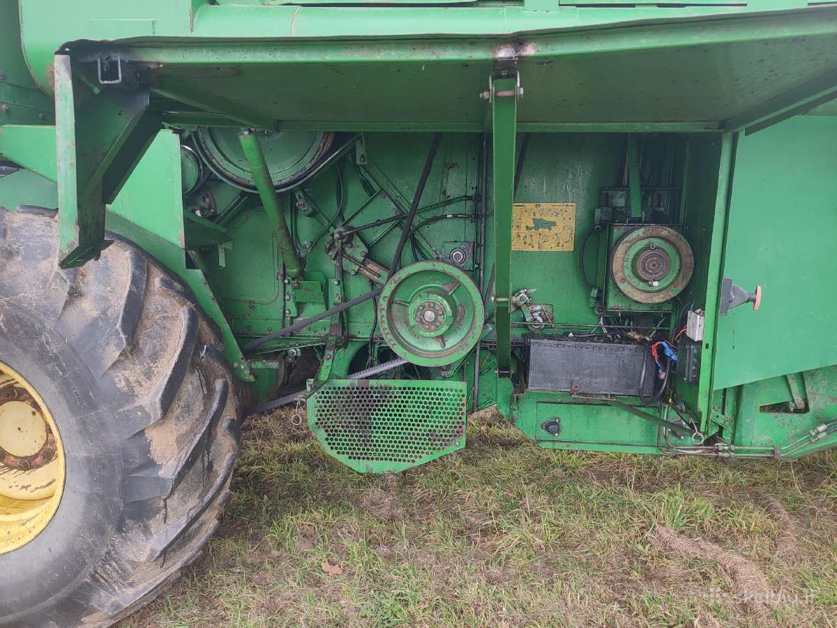 Kombainas John Deere 1075 - nuotraukos Nr. 18