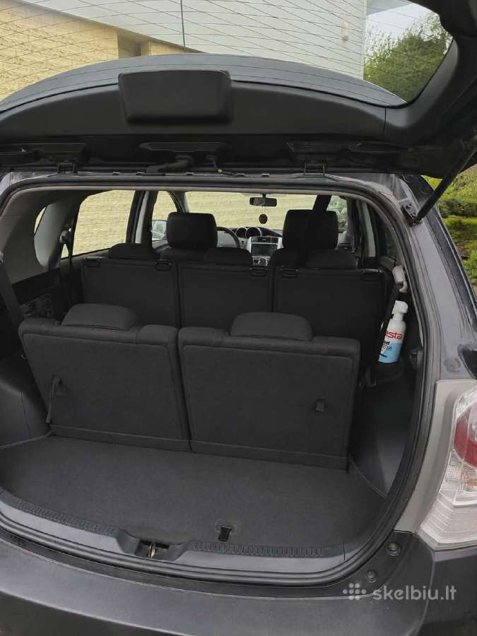 Parduodama Toyota verso 2012m.