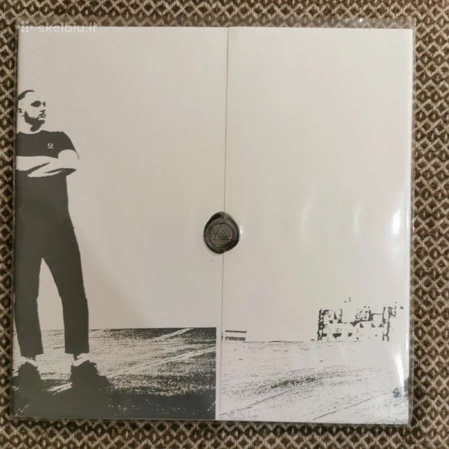 Molchat Doma - Monument / Vinyl Lp Deluxe - nuotraukos Nr. 2