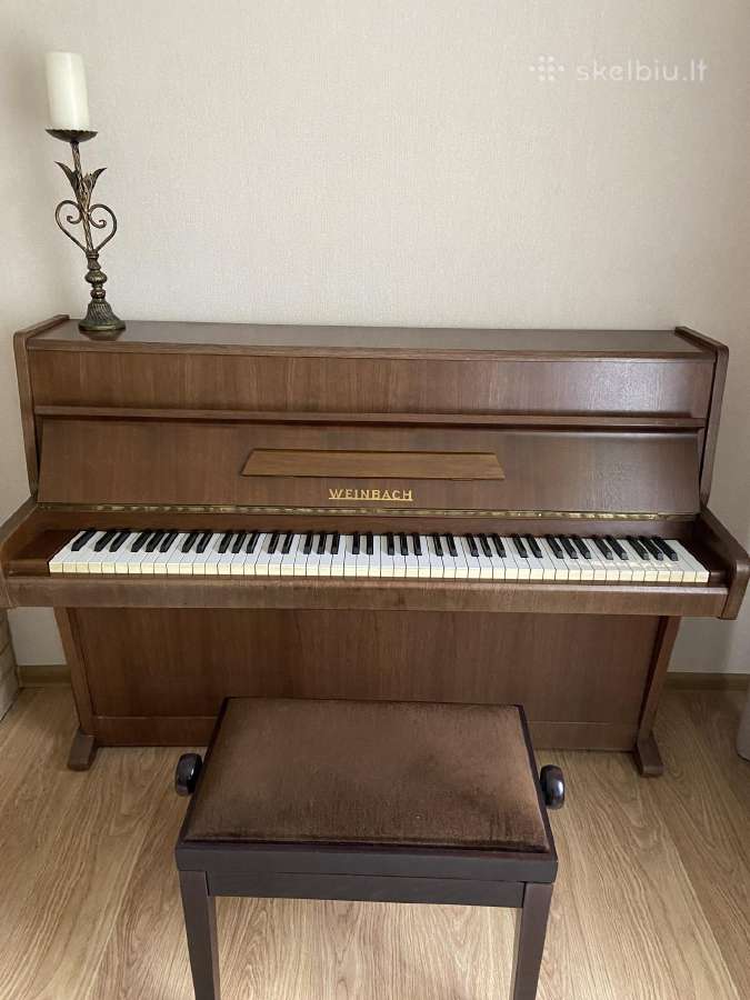 Pianinas Weinbach