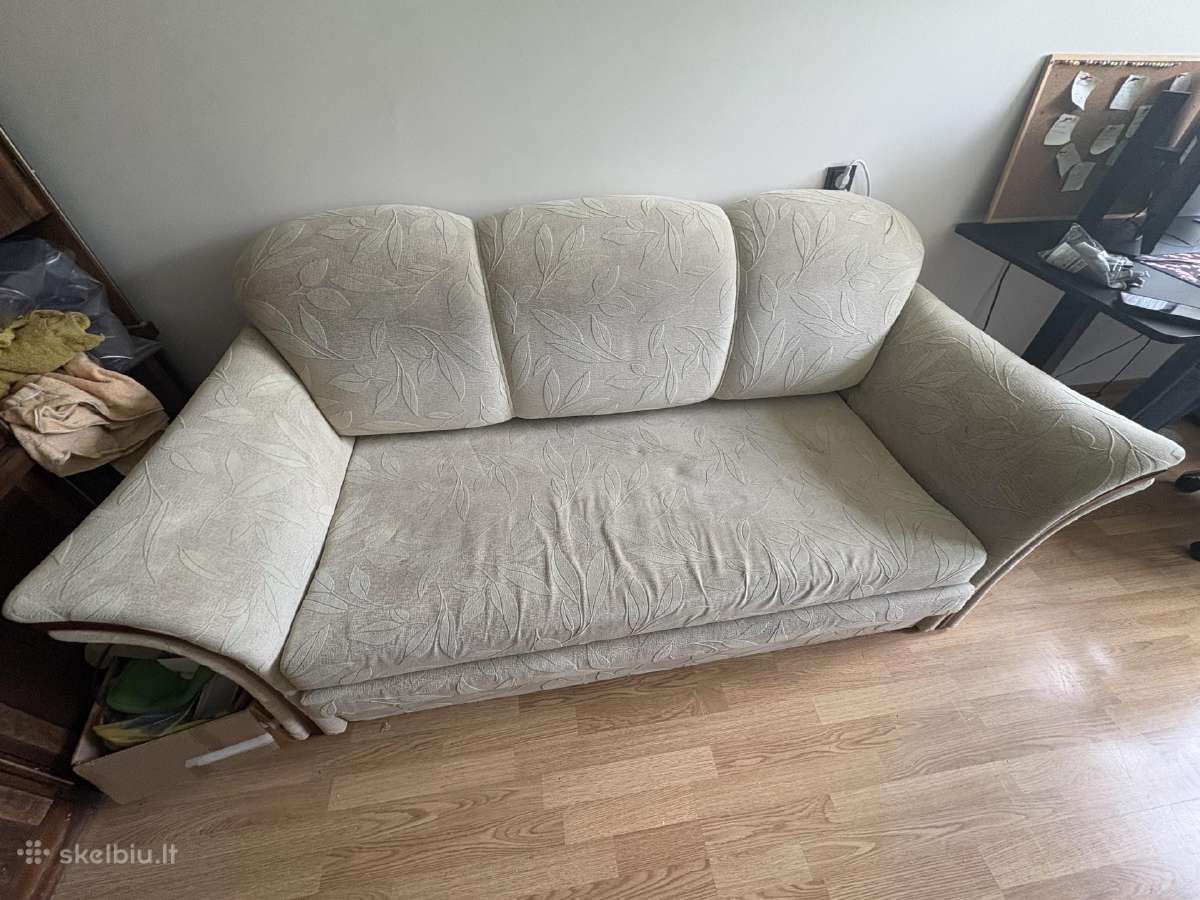 Iskleidziama sofa