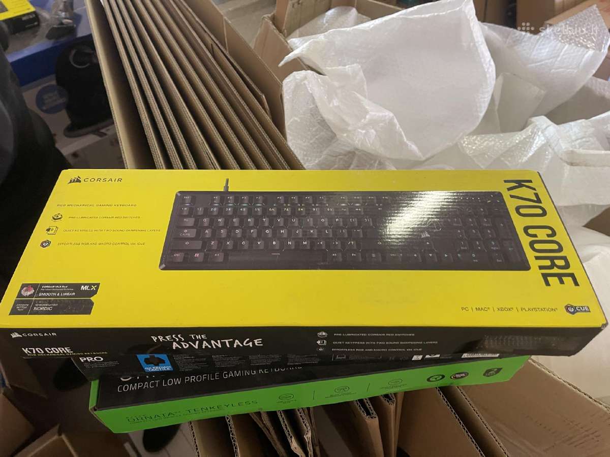 Corsair k70 core klaviatūra