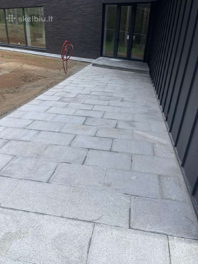 Natūralaus granito plokštės 6 cm storio grindiniui