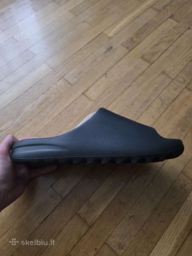 Yeezy/yzy Ys-01 slides