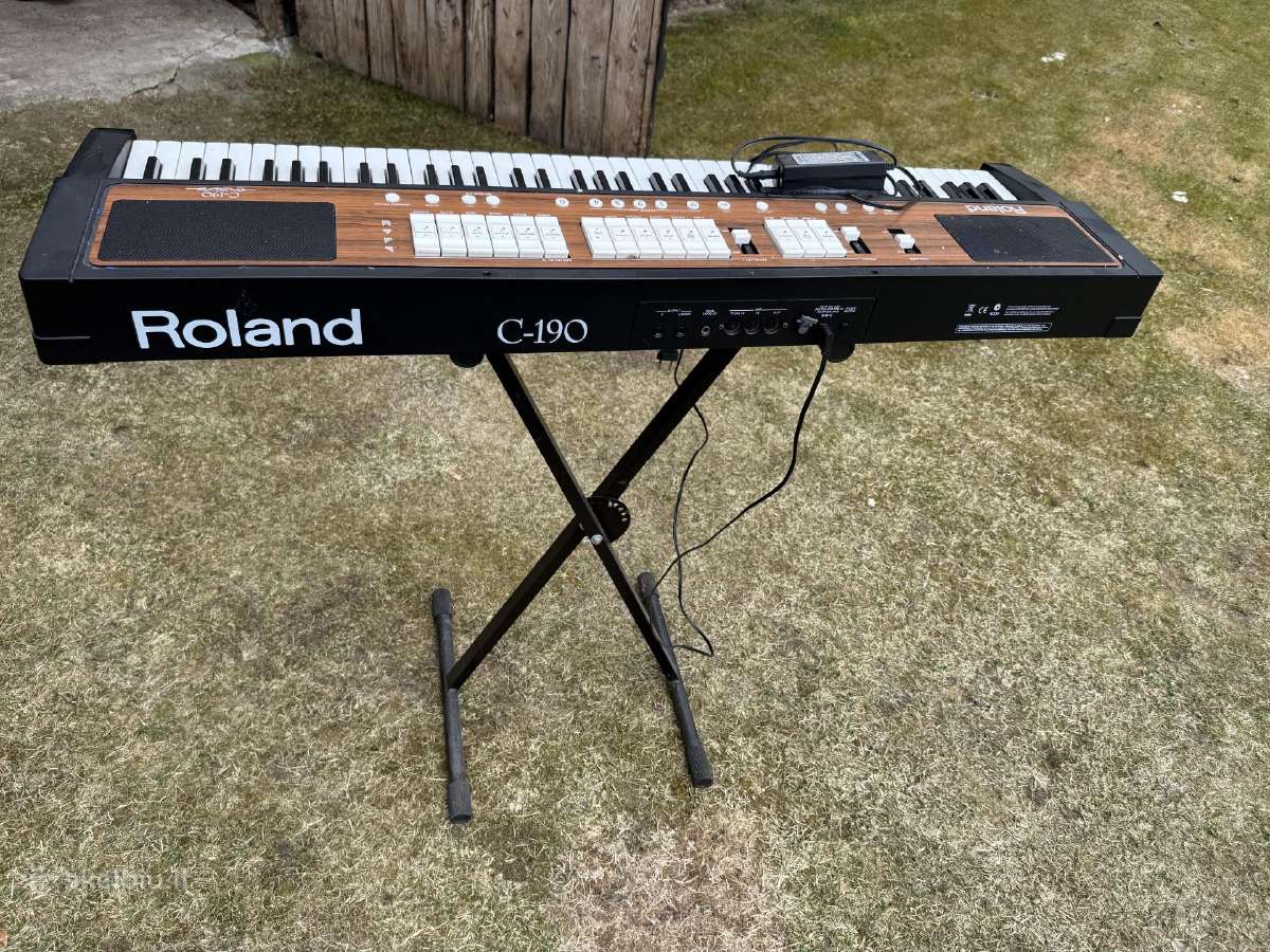 Roland C-190 vargonai