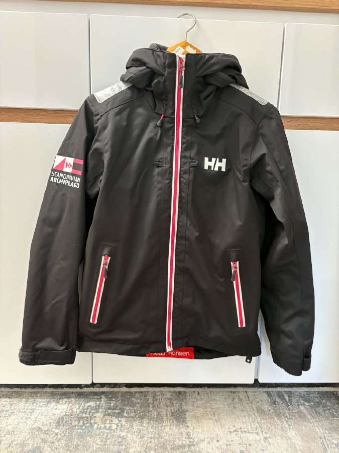 Helly Hansen striukė (S)
