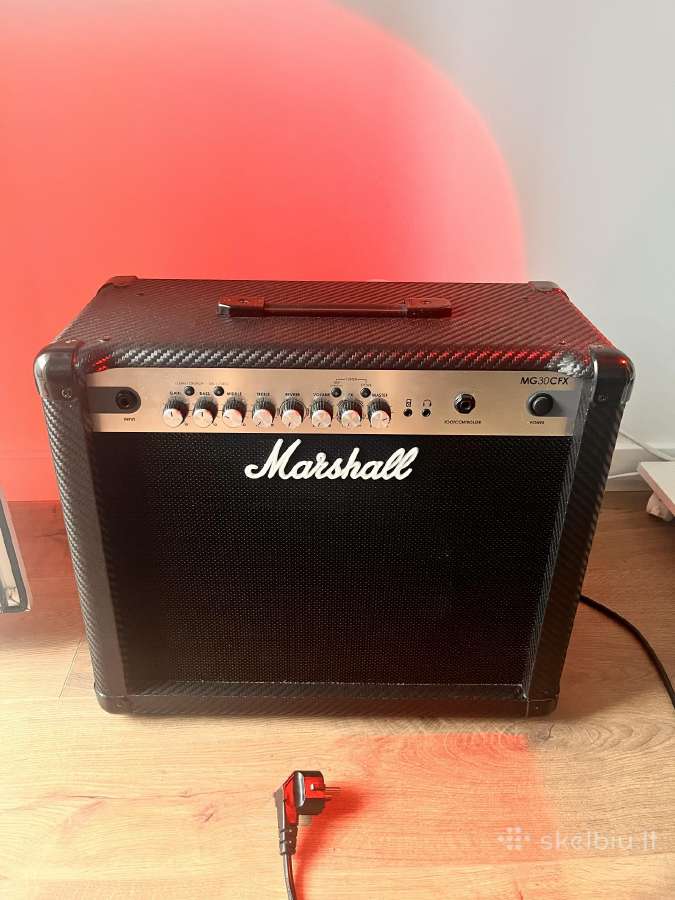 Stiprintuvas: Marshall Mg30cfx