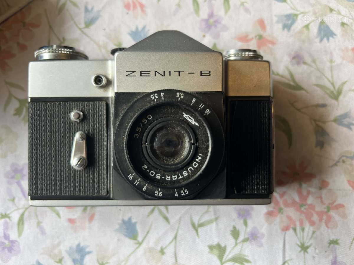 Fotoaparatas Zenit B