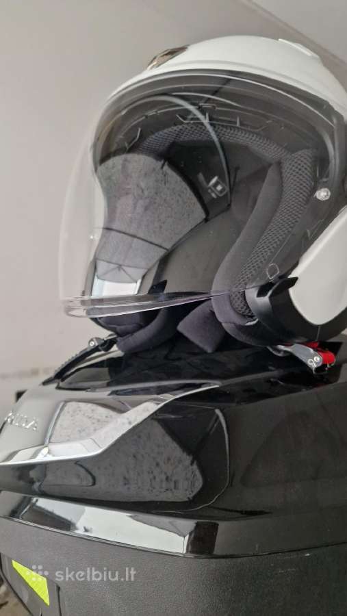 Moto salmas atviras