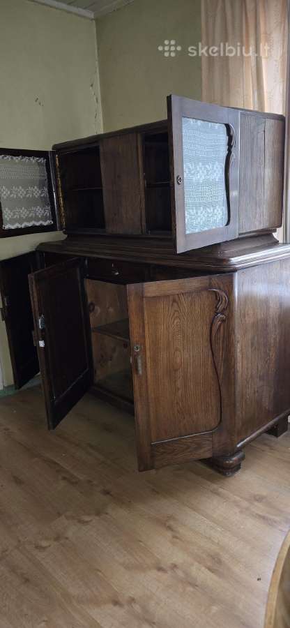 Parduodama antikvarinė Artdeco indauja.