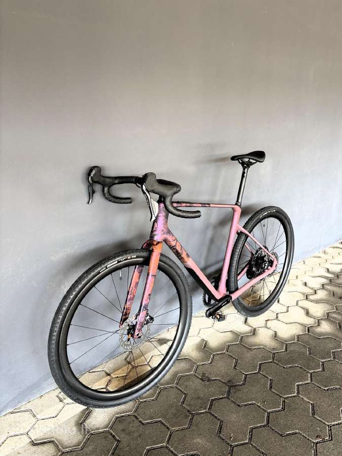 Cube Nuroad C:62 Ex 2026 metų gravel dviratis