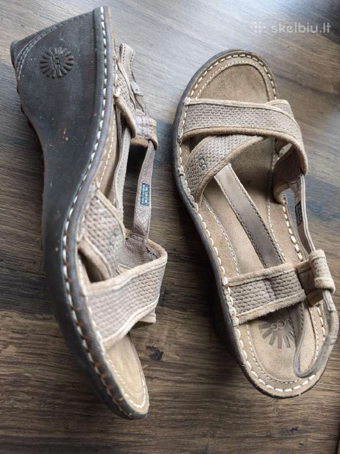 Naujos basutes Ugg