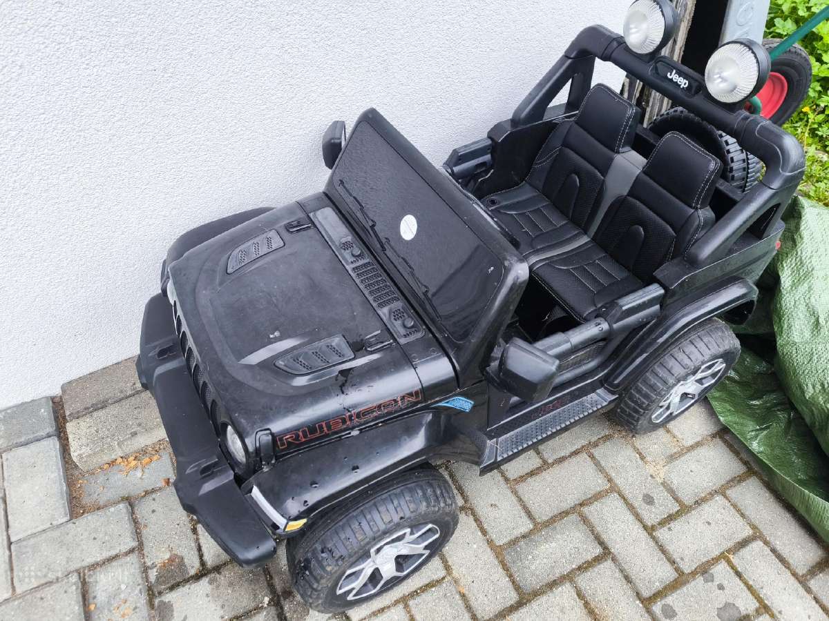 Vaikiška elektrinė mašina Jeep Wrangler rubicon.